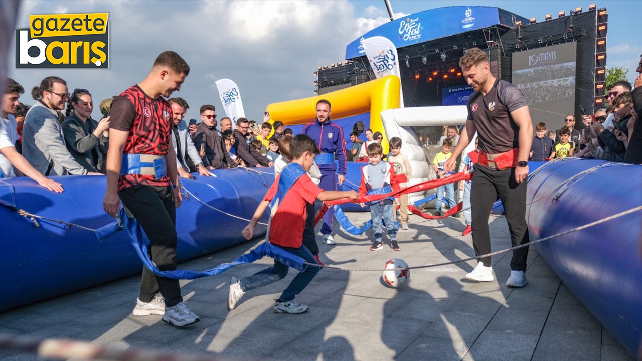 Kocaeli’de futbol tutkunlarıyla buluştular