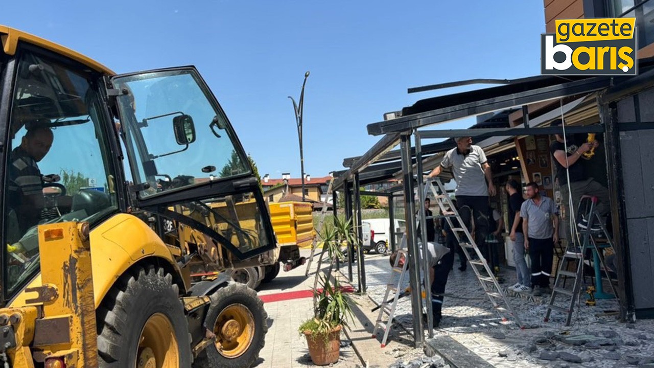 Kartepe'de ruhsatsız iş yerlerine acımadılar!