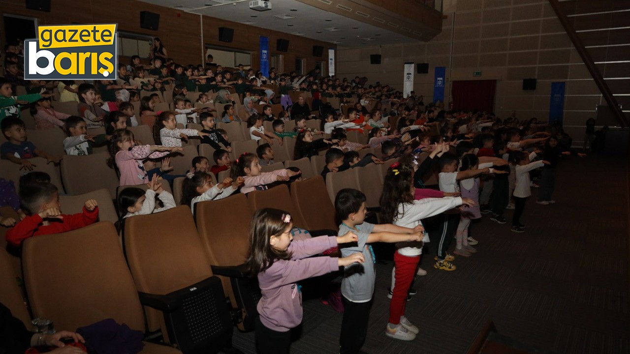 Büyükşehir’den Gebzeli miniklere tiyatro keyfi