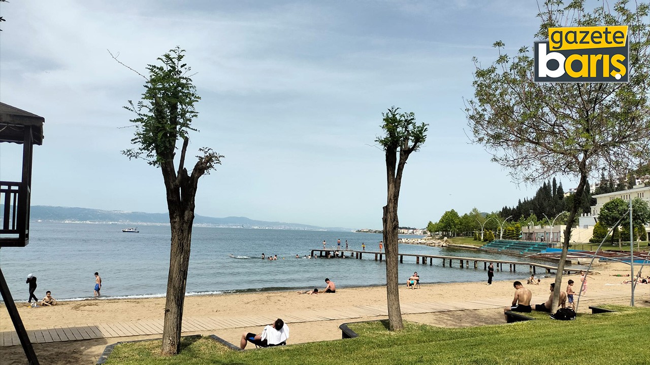 Sezon açılmadan denize koştular