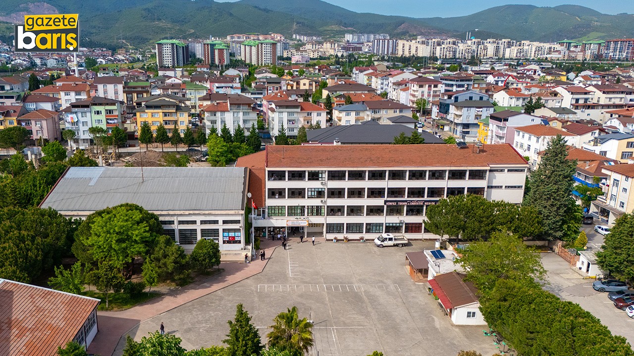 Kocaeli'de fabrika gibi lise