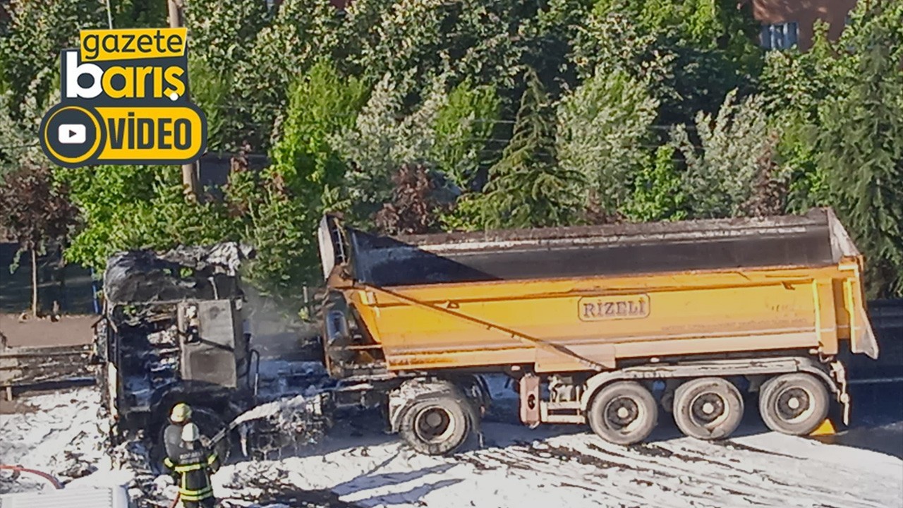 Seyir halindeki TIR'da yangın çıktı