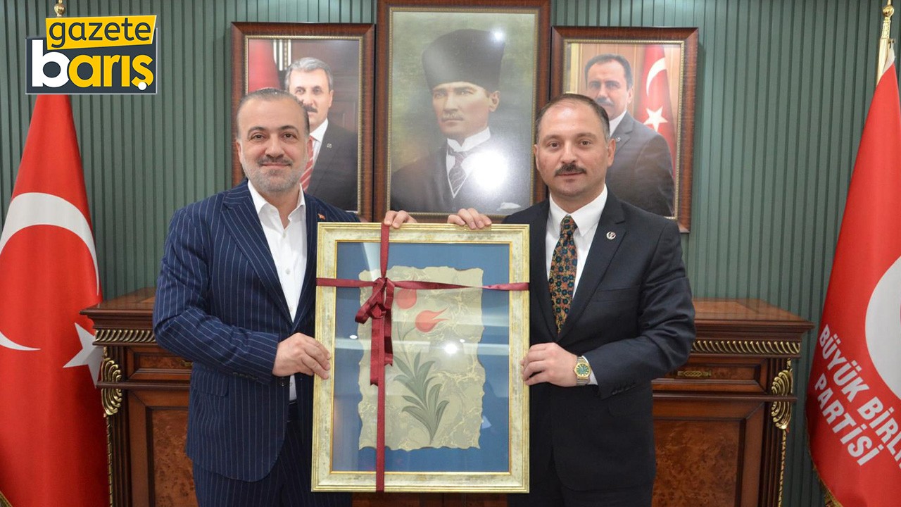 AKP Kocaeli BBP’li Küpçü’ye eli dolu gitti