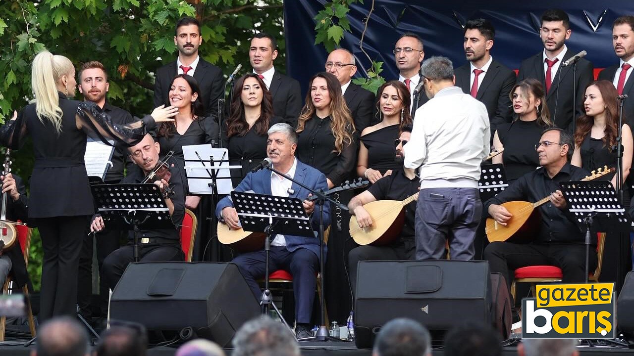 Öğretmenler korosundan unutulmaz türkü gecesi