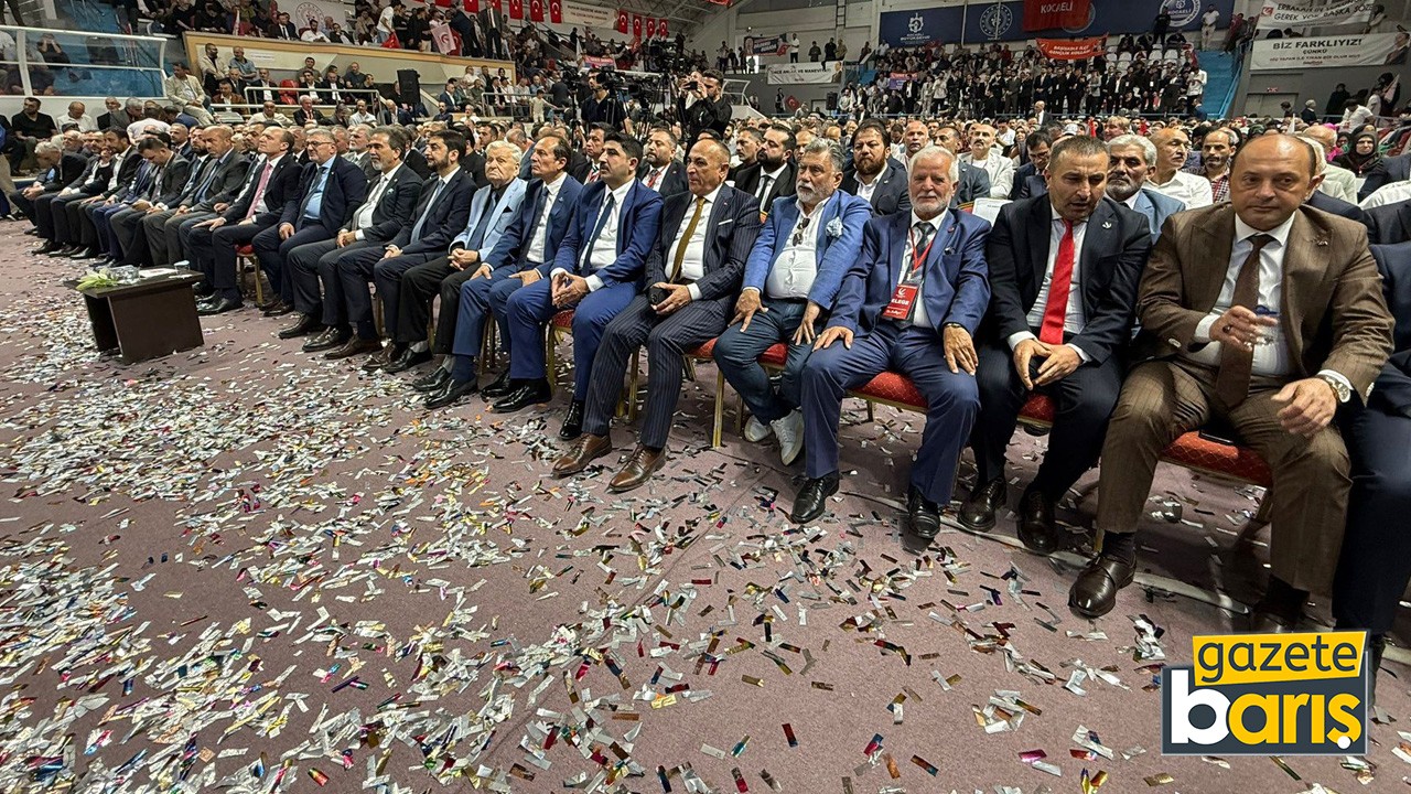 Yeniden Refah’ta Ahmet Emre Aydın seçilmiş başkan