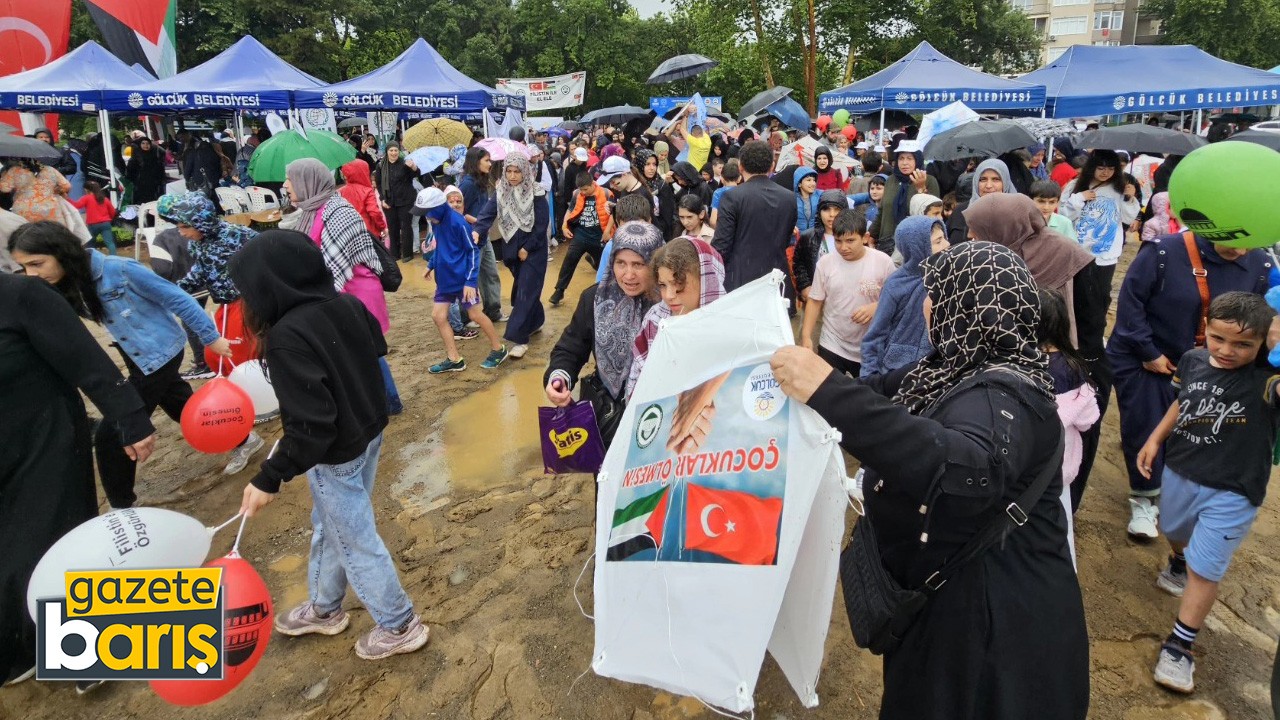Kocaeli’de yağmur altında Filistin için toplandılar