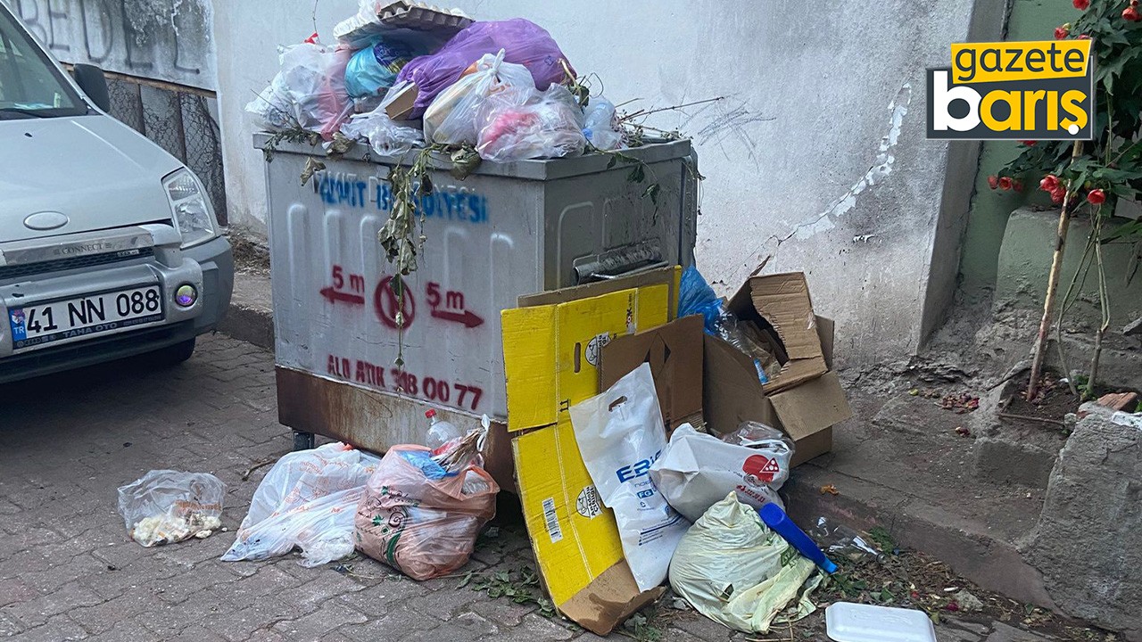 Bayrama böyle girdiler “Oy verdiğime pişman ediyorsunuz”