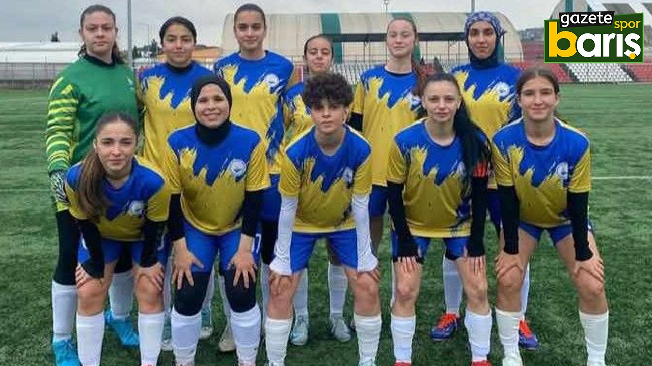 Karamürsel’in kızları hükmen galip