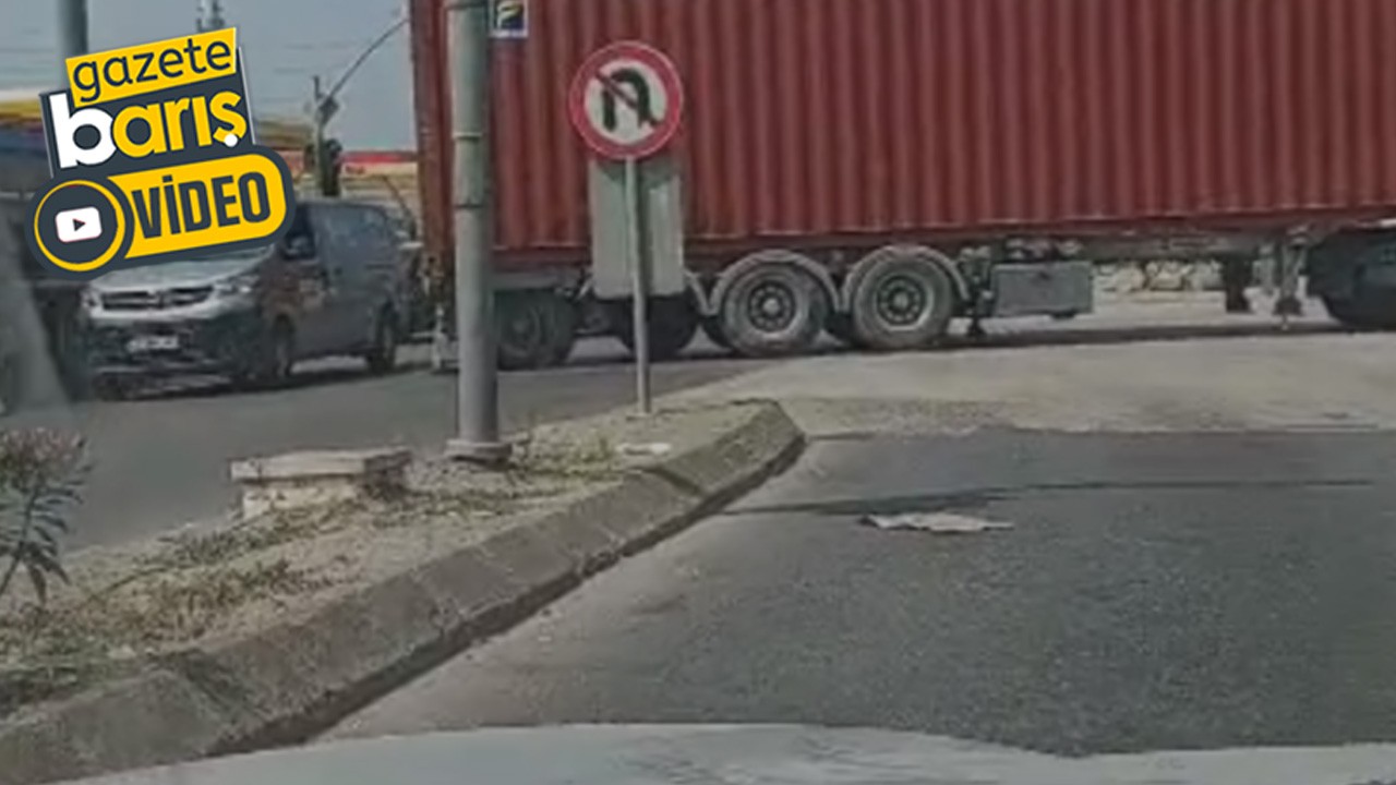 Kocaeli'de tırın tekerleri koptu: Trafik felç oldu