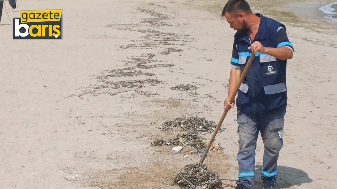 Kocaeli’de plajlardan tonlarca çöp toplandı