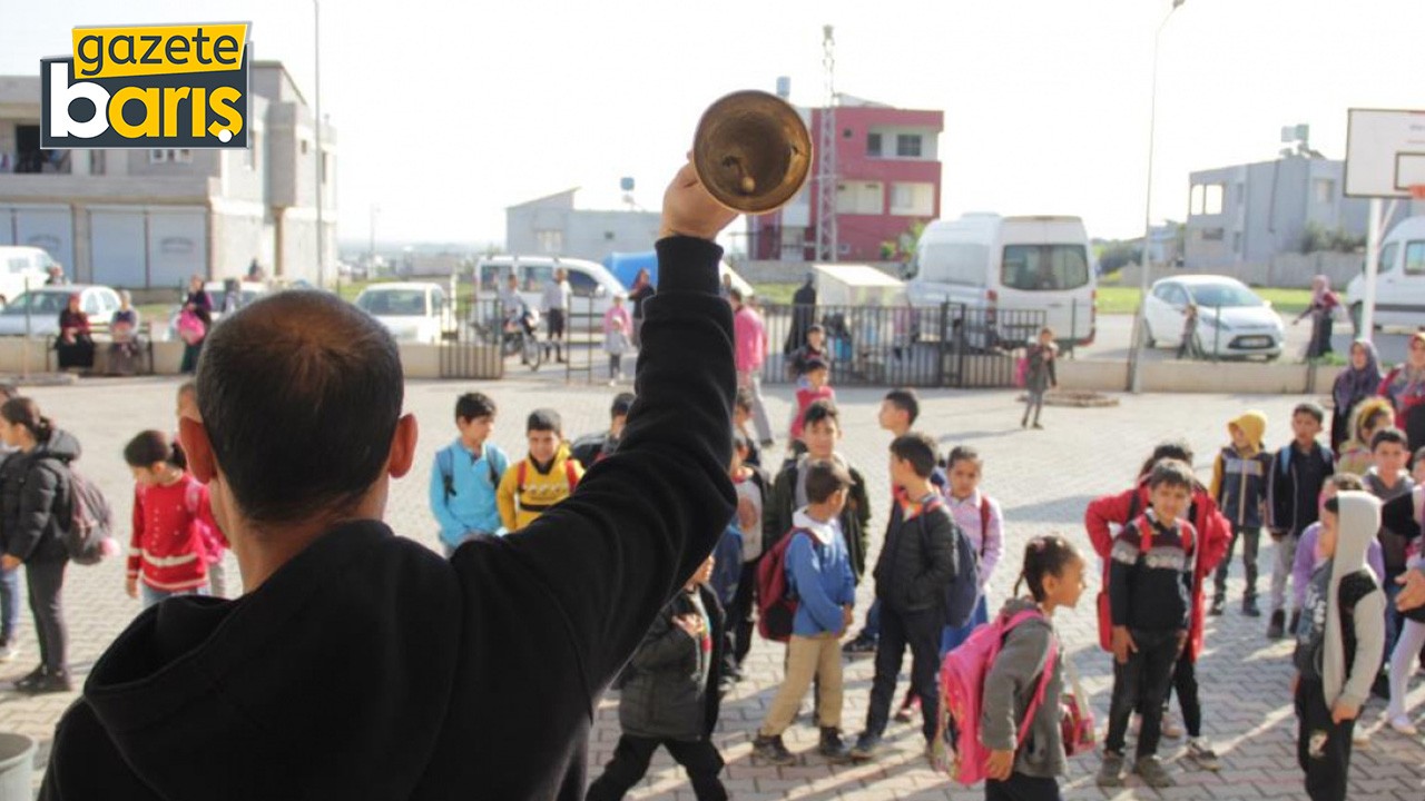 Okullarda serbest kıyafet kaldırıldı! Forma dönemi yeniden başlıyor