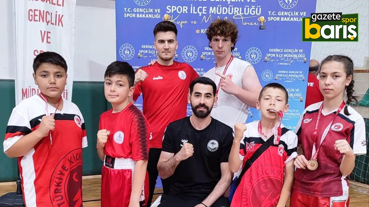 Körfez GB sporcuları madalya kürsüsünde