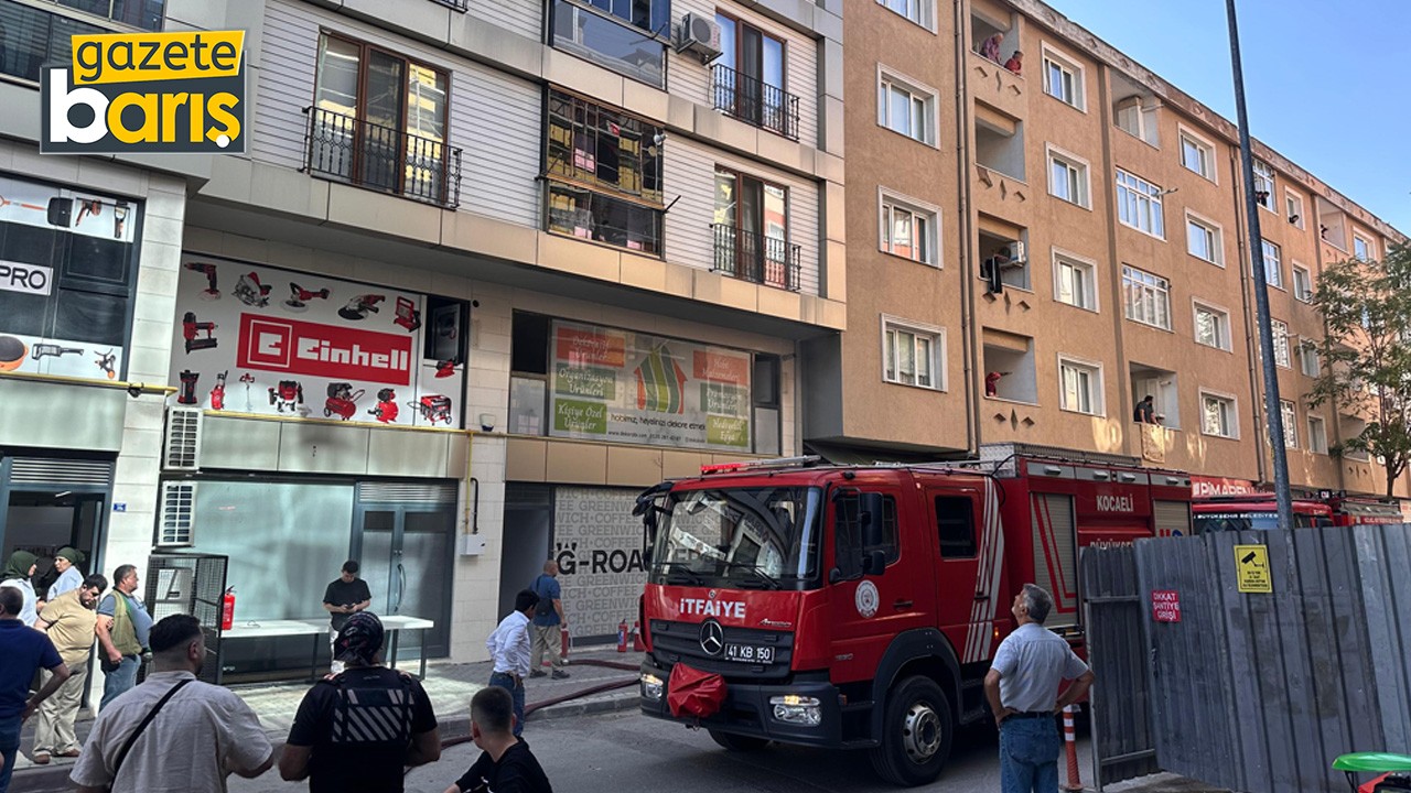 Gebze’de kafenin deposunda korkutan yangın