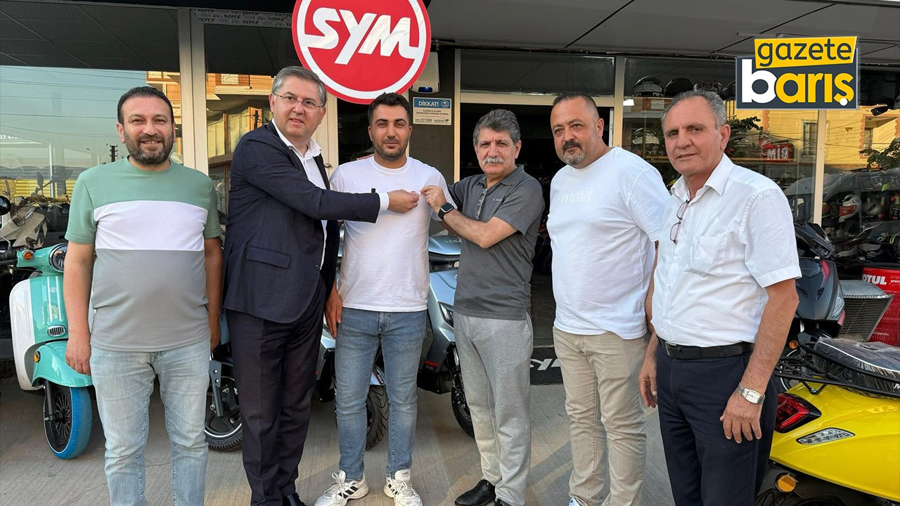Körfezli iş insanına CHP rozeti
