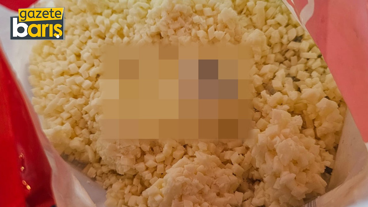 Vatandaştan tepki geldi: Tarihi geçmeyen peynir küflendi