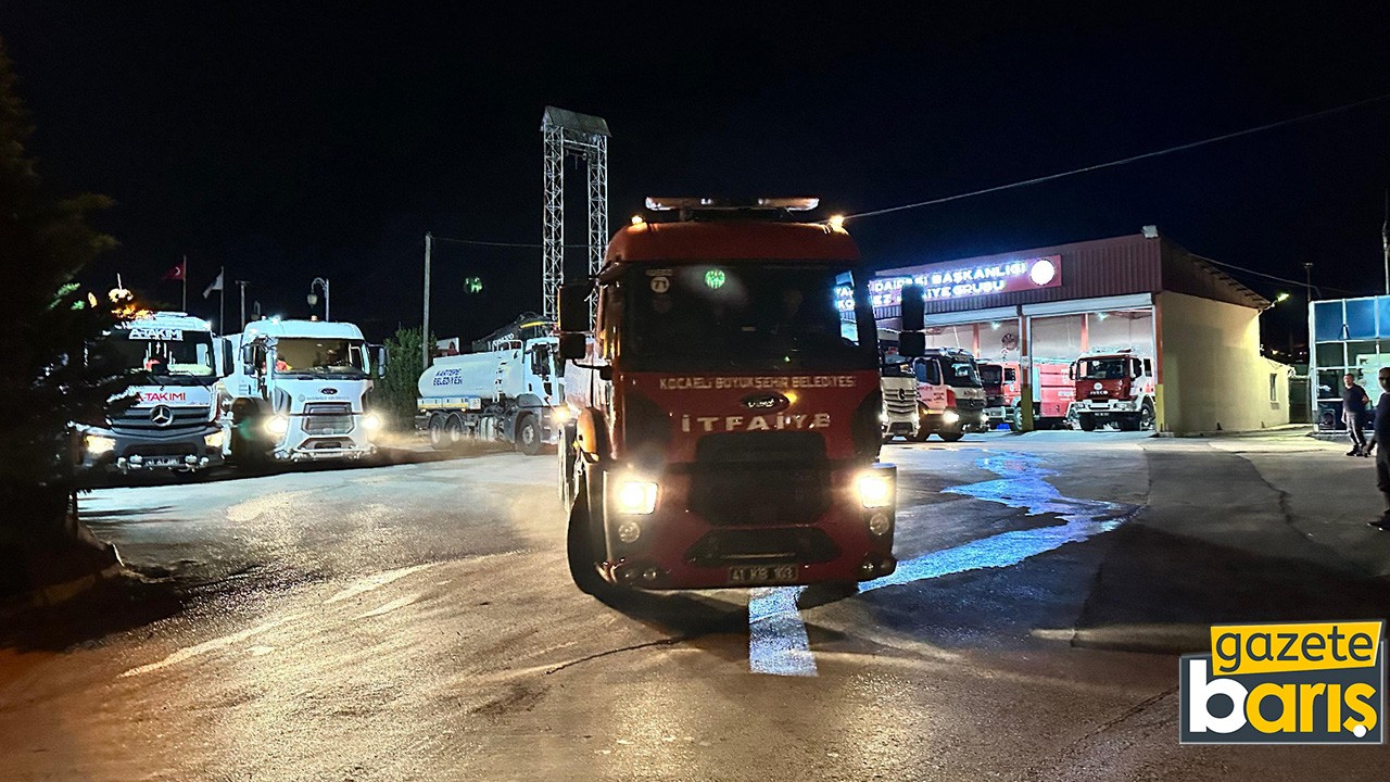 Büyükşehir ekipleri, yangında Manisa’yı yalnız bırakmadı