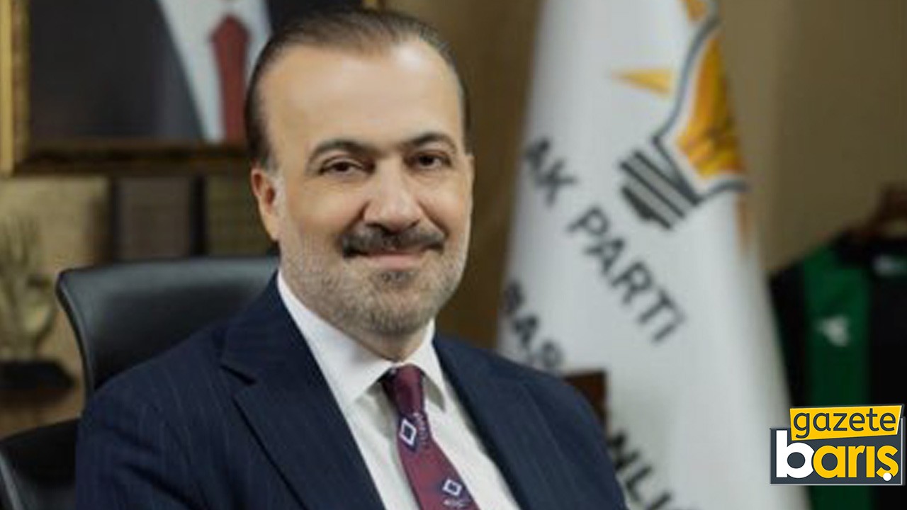 Kalabalık toplanmıştı, AKP’li başkandan karikatür tepkisi!
