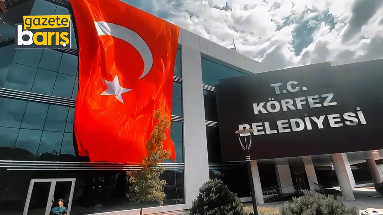 Körfez Belediyesi, Erdoğan'ın çağrısı sonrası dev bayrak astı