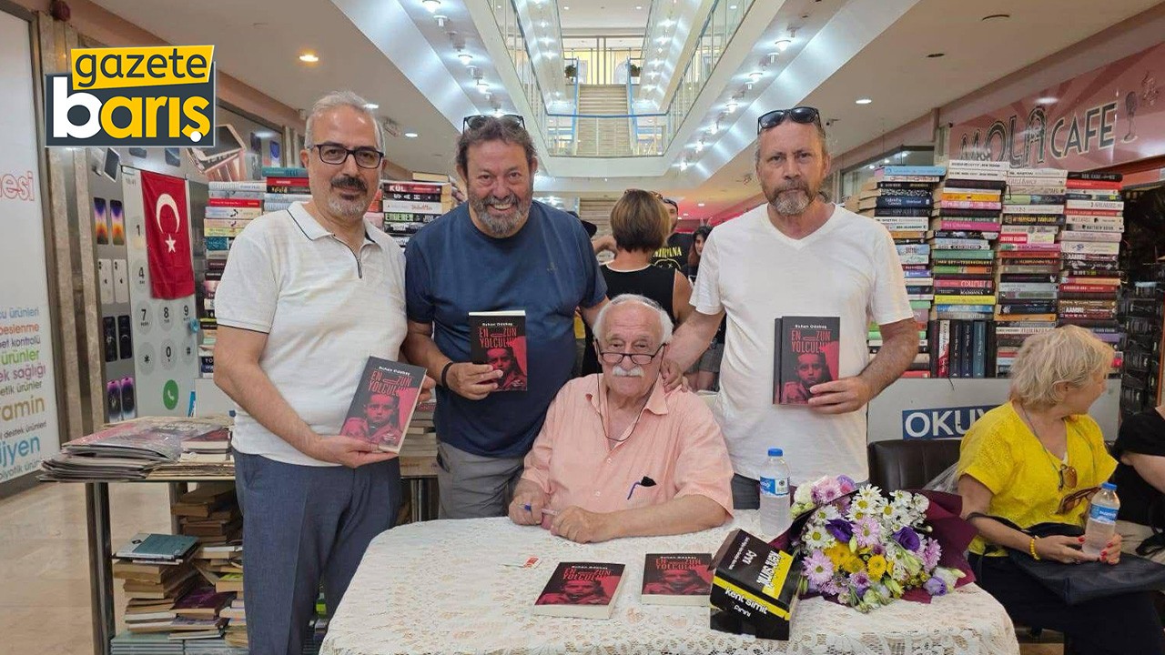 Ruhan Odabaş yeni kitabını imzaladı