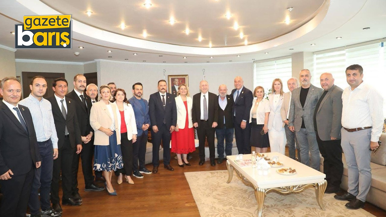 CHP’lilerden, İzmit’e gelen Ümit Özdağ’a ilgi vardı
