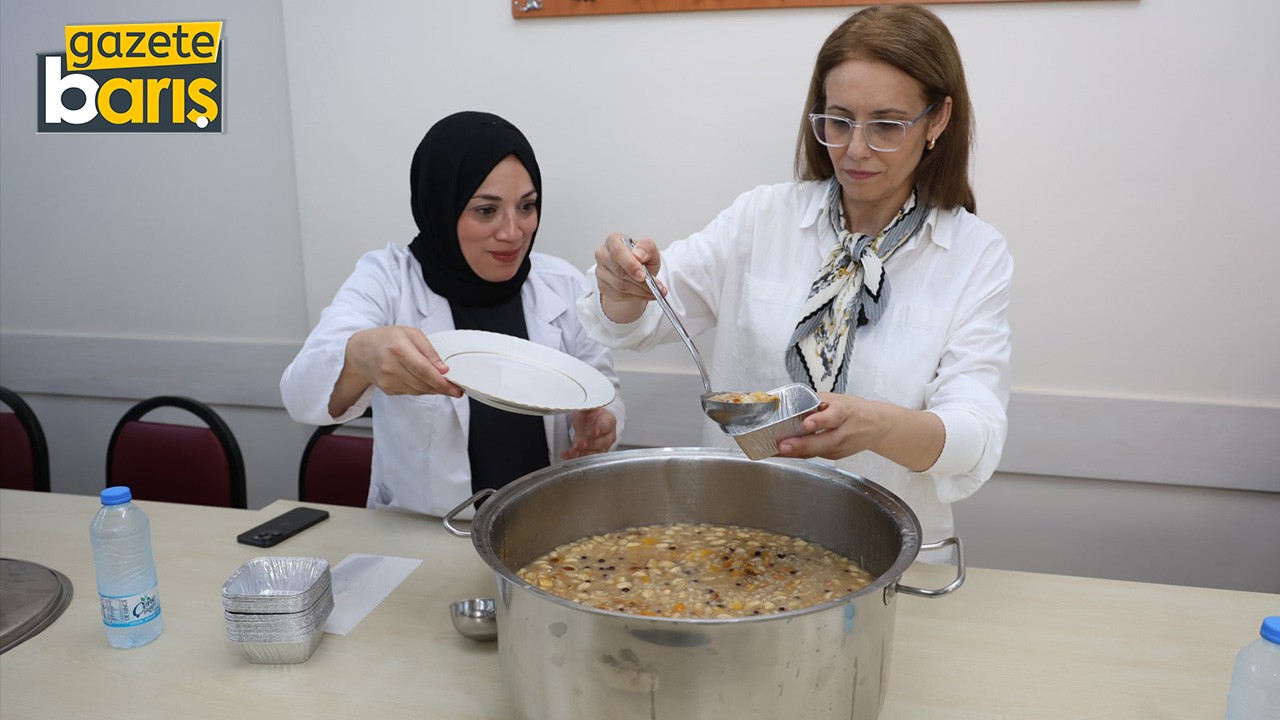 KO-MEK’te aşure ikramı