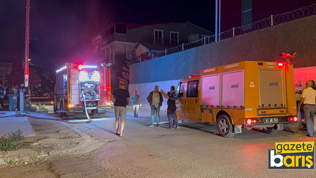 Kocaeli'de izinsiz kurulan kömür tesisinde yangın
