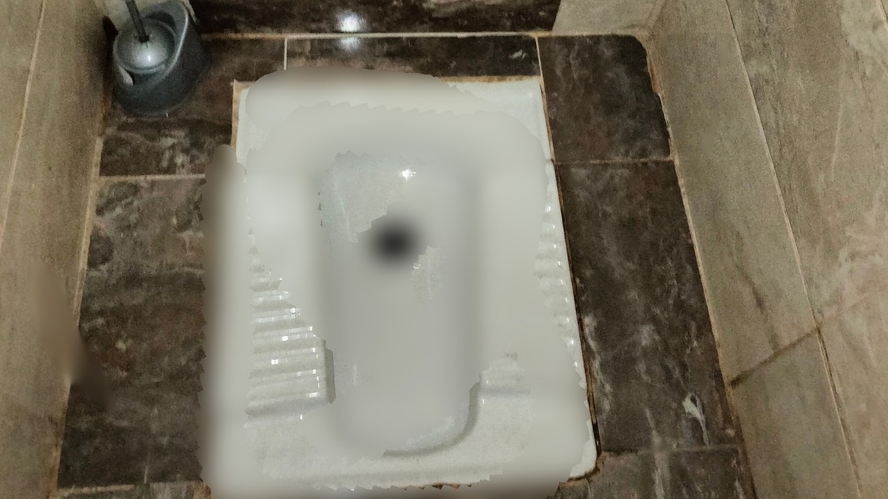 Kocaeli'deki hastanenin acil servisindeki tuvalette şaşırtan görüntü!