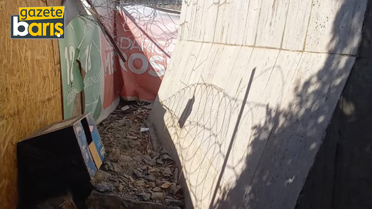 Atatürk heykeli pislik içerisinde