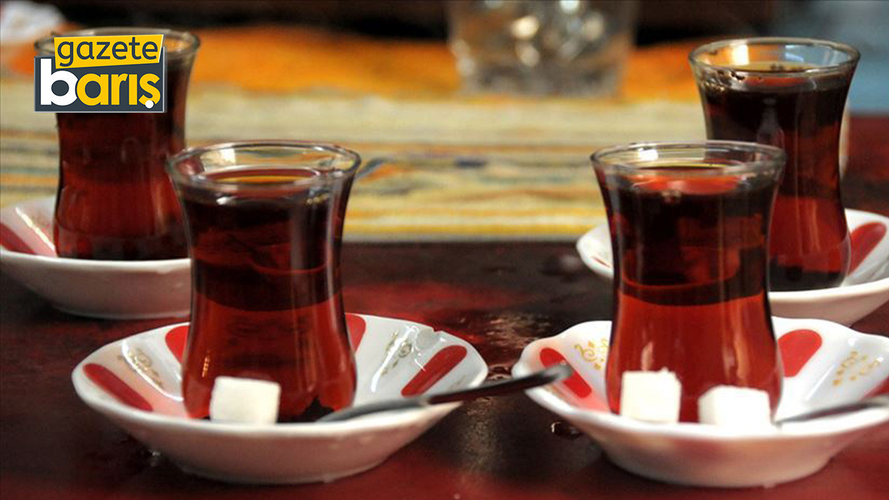 Çayı ve kahveyi çok sıcak içenler dikkat!