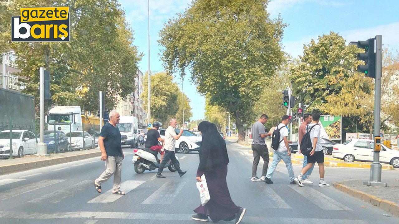 Yaya geçitlerinde yayalar tehlikede