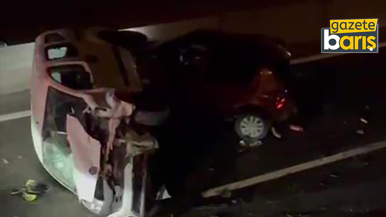 Kocaeli'de zincirleme kaza! Araç yan yattı, 2 çocuk yaralandı