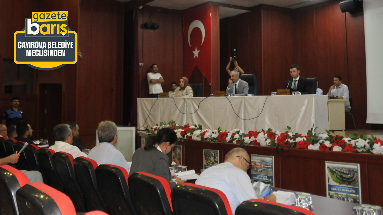 İYİ Partili meclis üyesi “Tahir Bey'in seviyesine ulaşamazsınız”