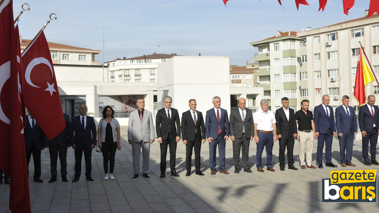 Gebze’de 3 dakikalık tören