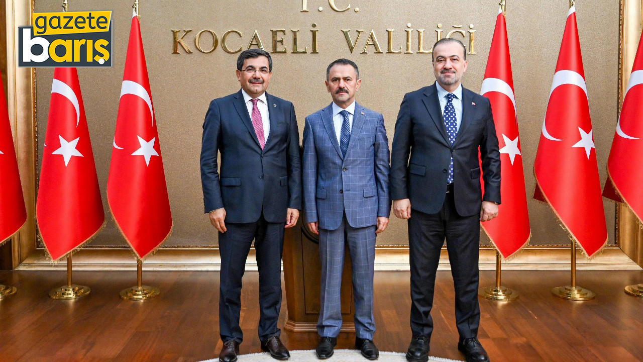 AKP'lilerden Vali'yle fikir alışverişi