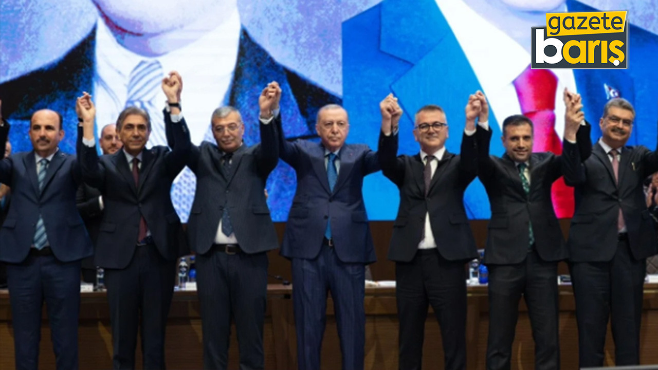 CHP'li bir belediye başkanı daha AKP'ye geçiyor