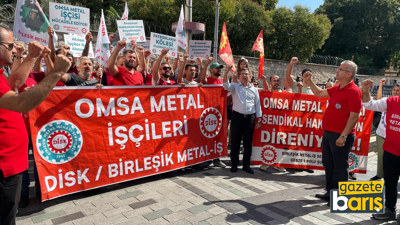 İşten atılan işçiler konsolosluk önünde eylem yaptı