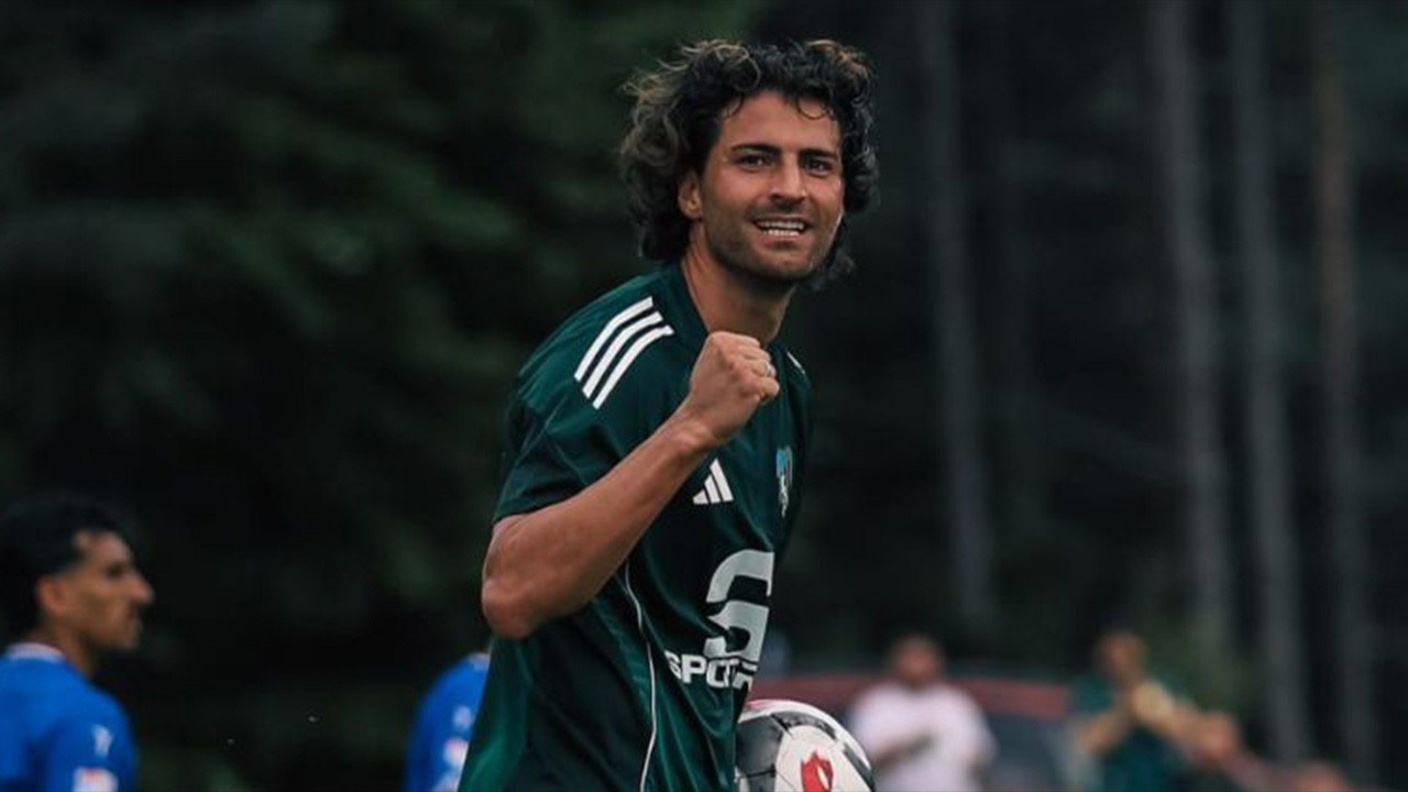 Transfer dönemi bitti, Ahmet Sağat takımda kaldı