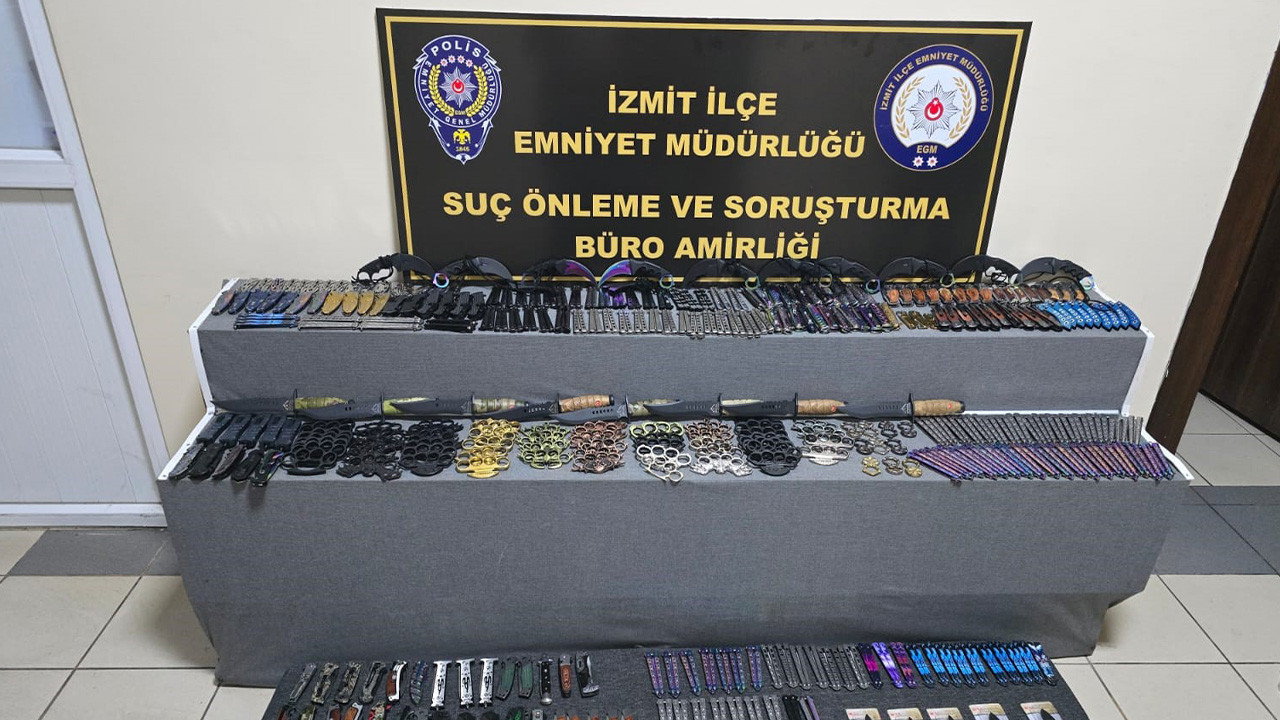 Kocaeli'de 405 adet ruhsatsız kesici alet ele geçirildi