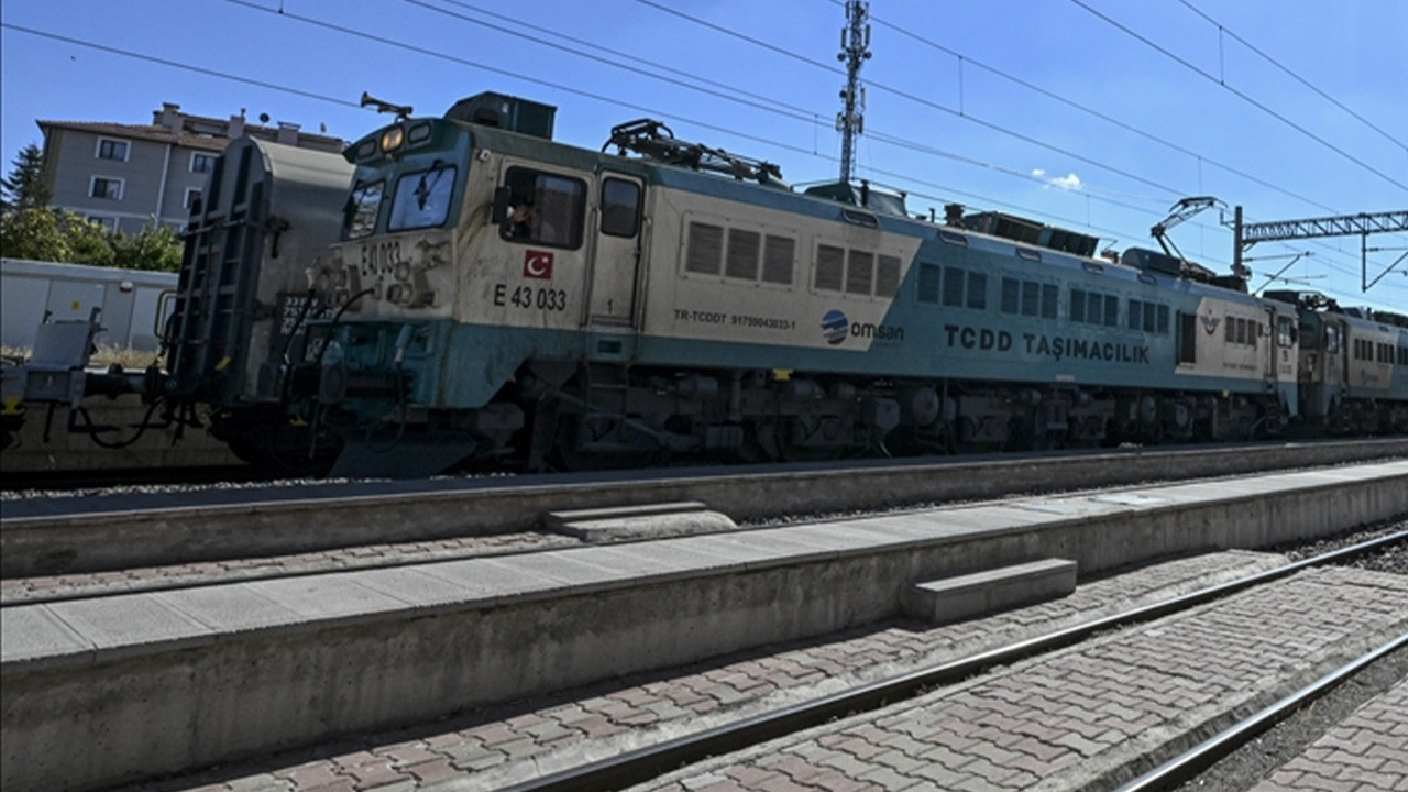 Vatandaşlardan tren seferleri ve istasyonlar için tepki
