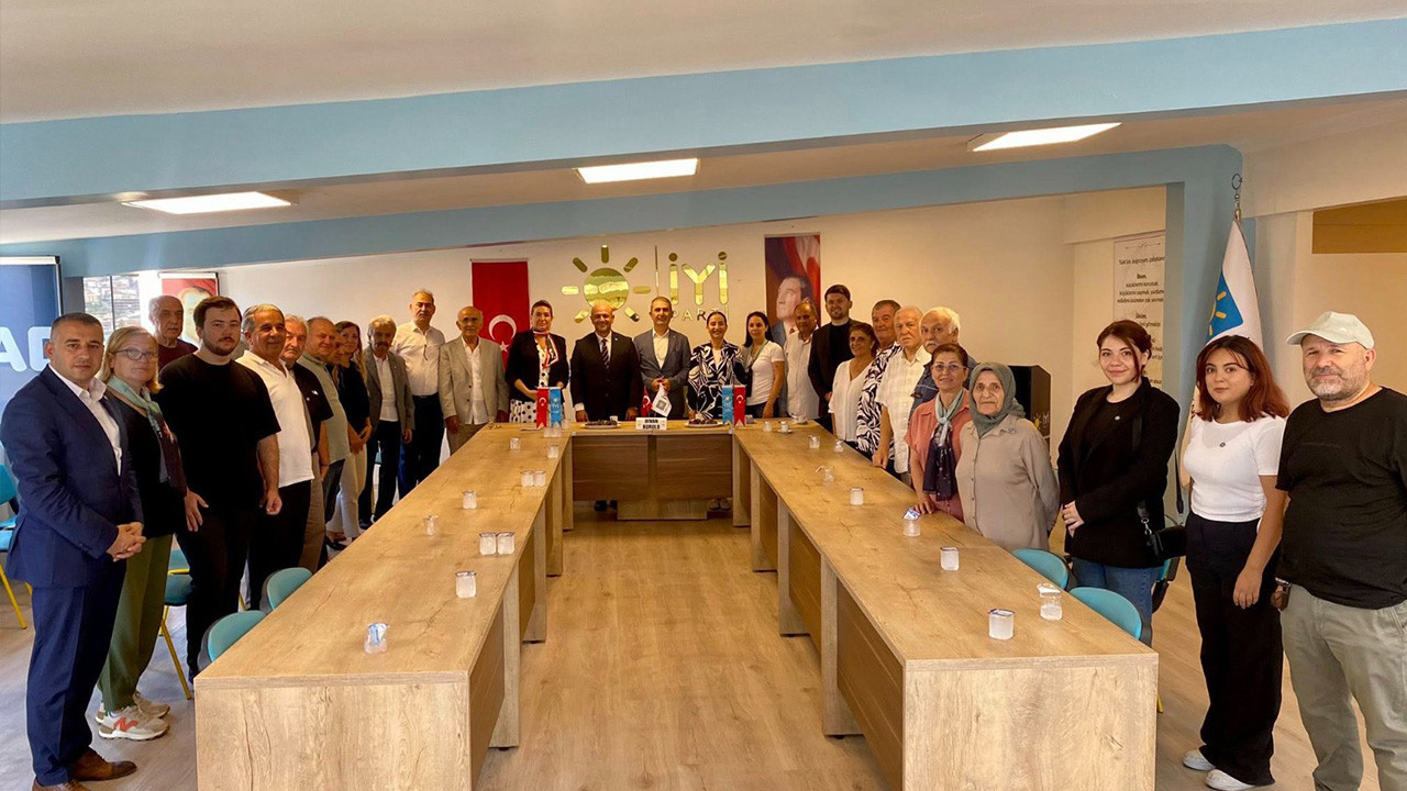 İYİ Parti Darıca’da delege seçimine yoğun ilgi