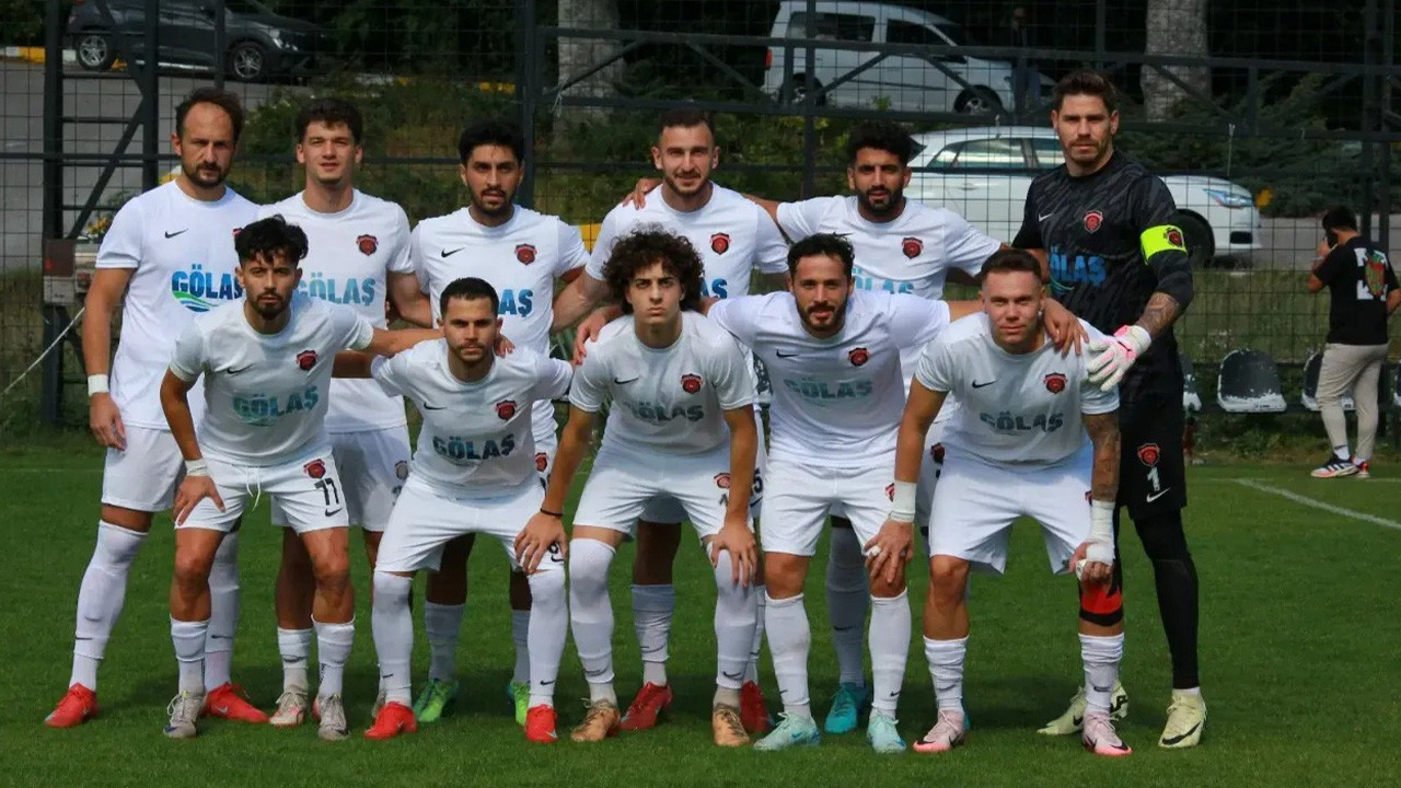 Gölcükspor gol oldu yağdı