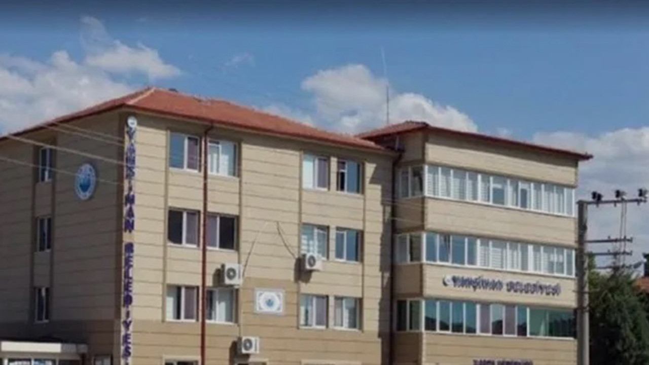 AKP'li belediye başkanı gözaltına alındı!
