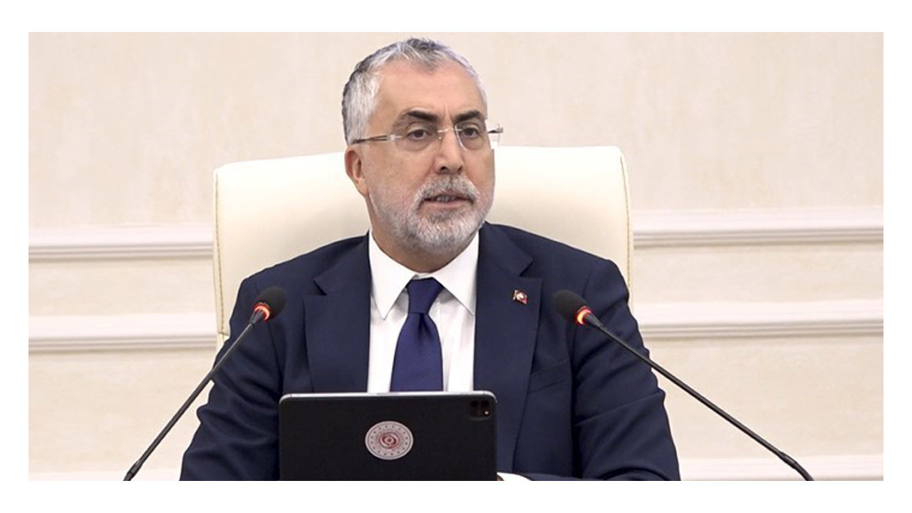 “Çok şükür emeklinin maaşını ödüyoruz”
