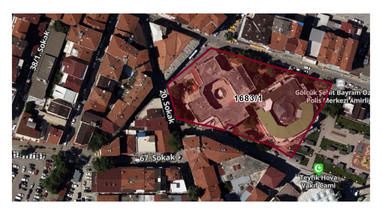 Gölcük'te 22 dükkana kiracı aranıyor