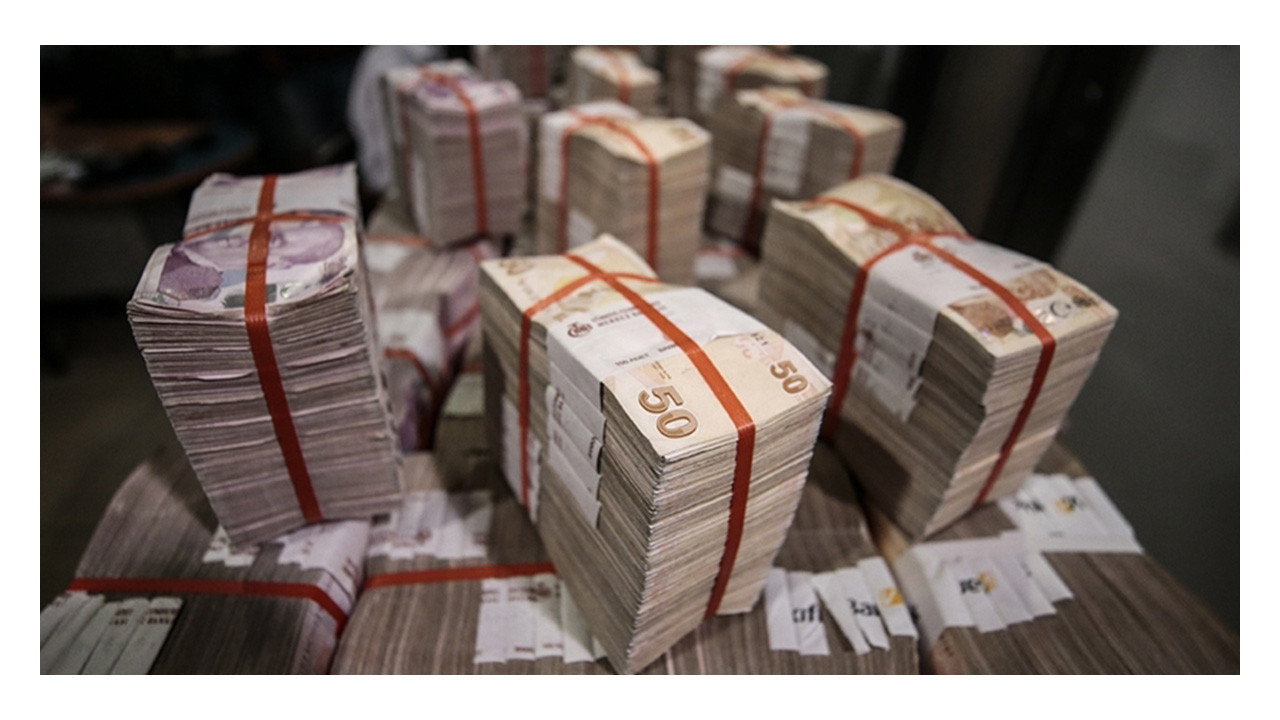 Bankalarda mevduat patladı