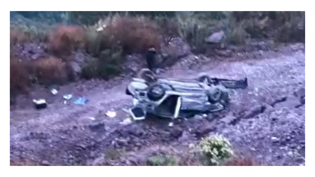 Kocaeli'de araç şarampole yuvarlandı!