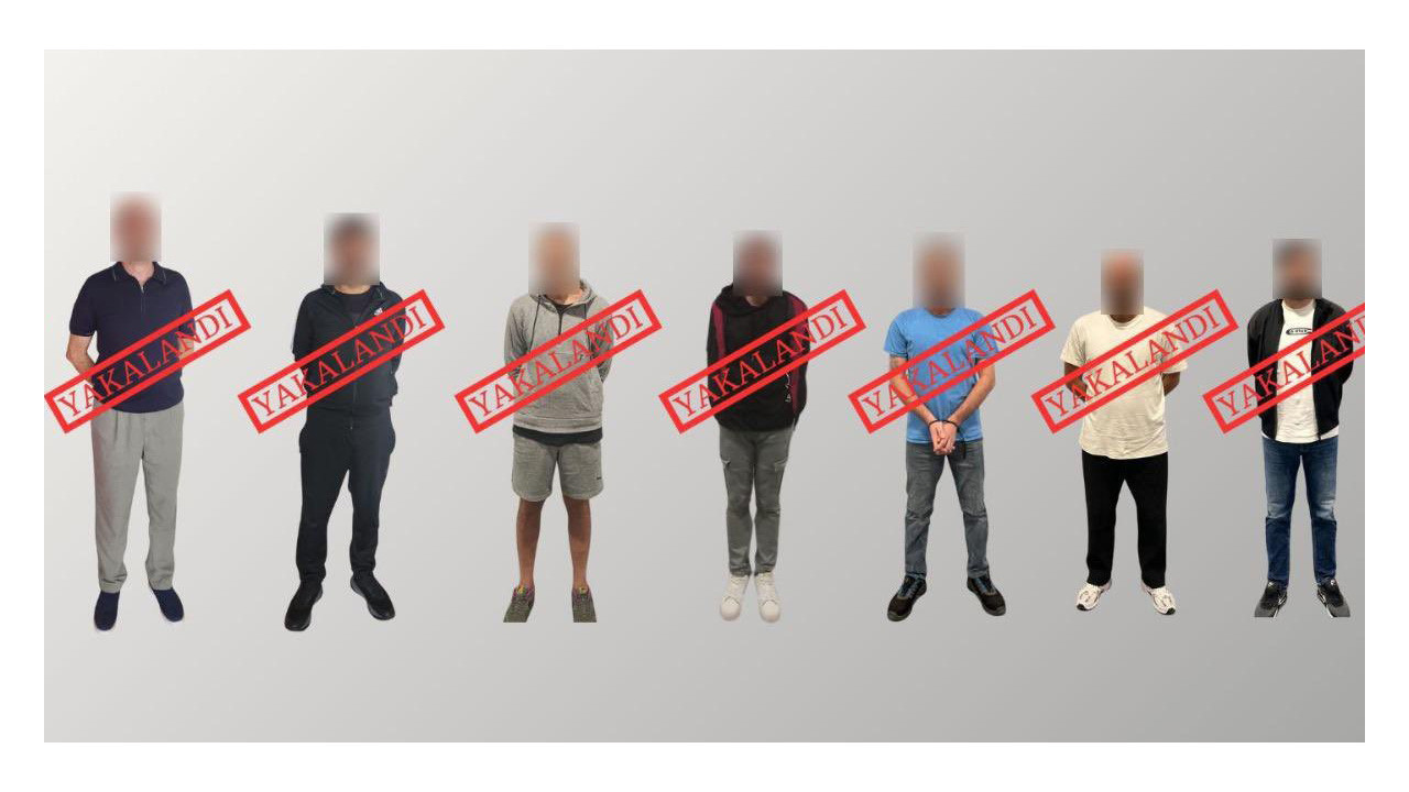Kırmızı bültenle aranan 9 suçlu Türkiye'ye getirildi