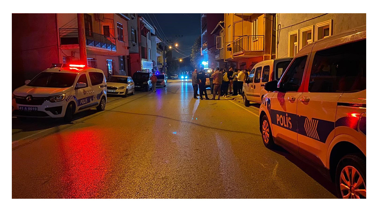 İzmit'te sokak ortasında silahlı saldırı!