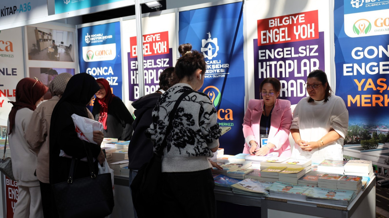 Kocaeli Kitap Fuarı’nda özel bireylerden anlamlı katılım
