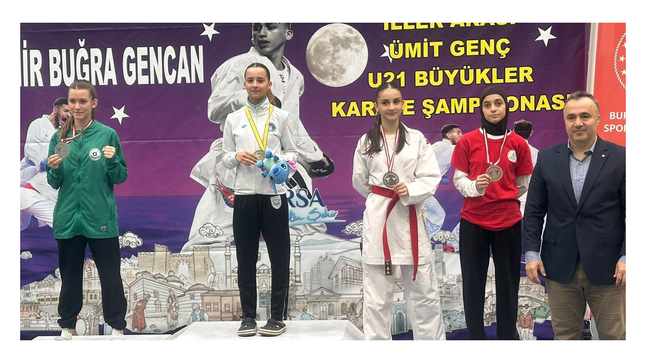 Körfezli karateciler göğsümüzü kabarttı